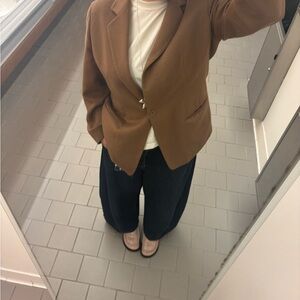 Meet your Posher, Aidan